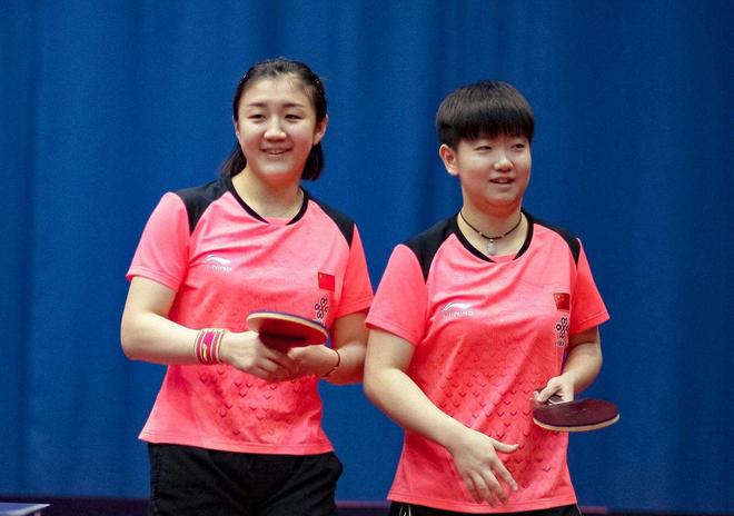 [CBA]张宁持球单打 撤步两分出手稳稳命中.